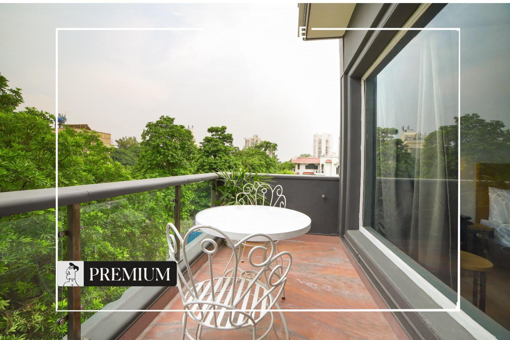 Oyo Townhouse 120 Shushant Lok Гургаон Екстериор снимка