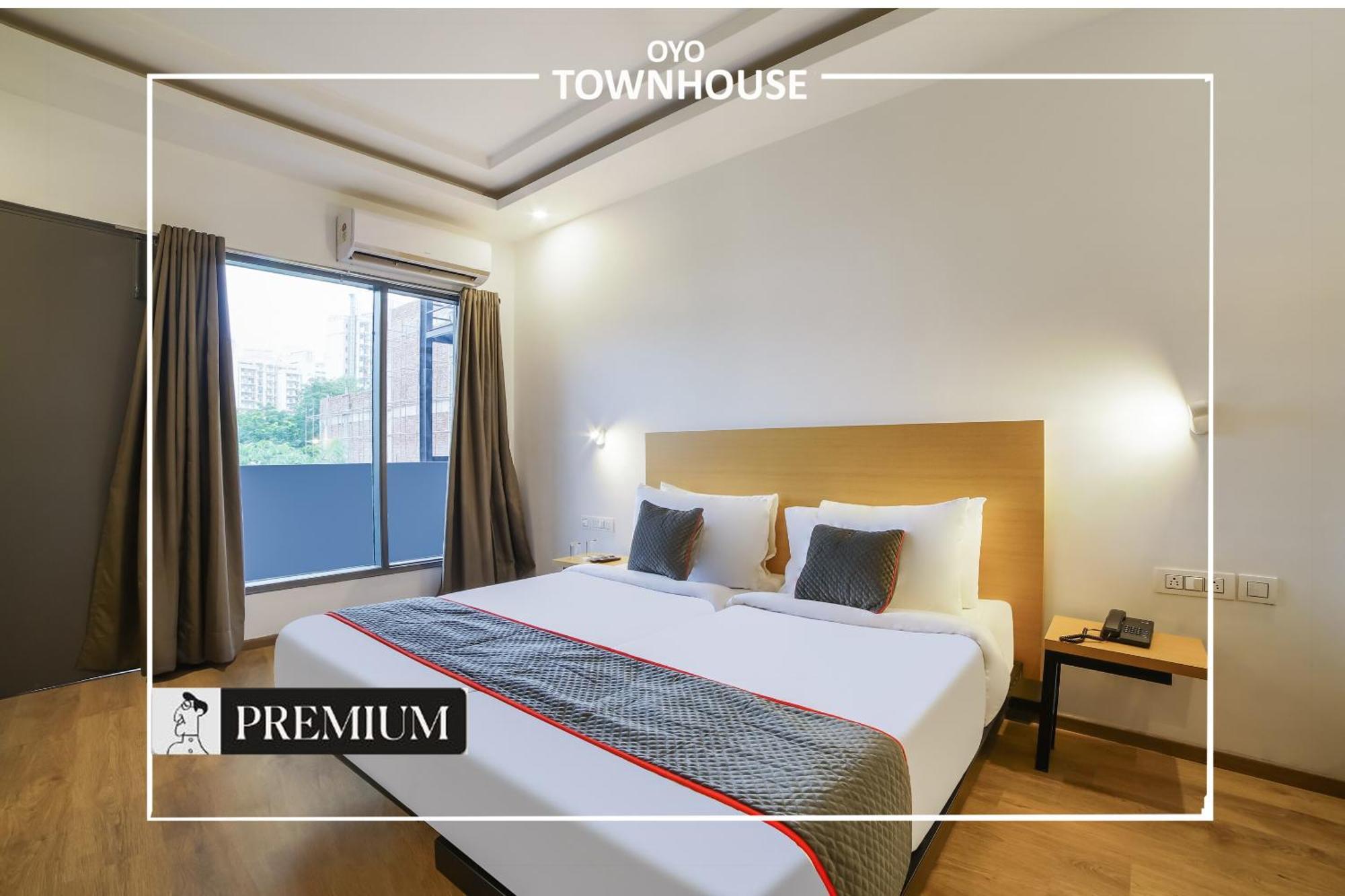 Oyo Townhouse 120 Shushant Lok Гургаон Екстериор снимка